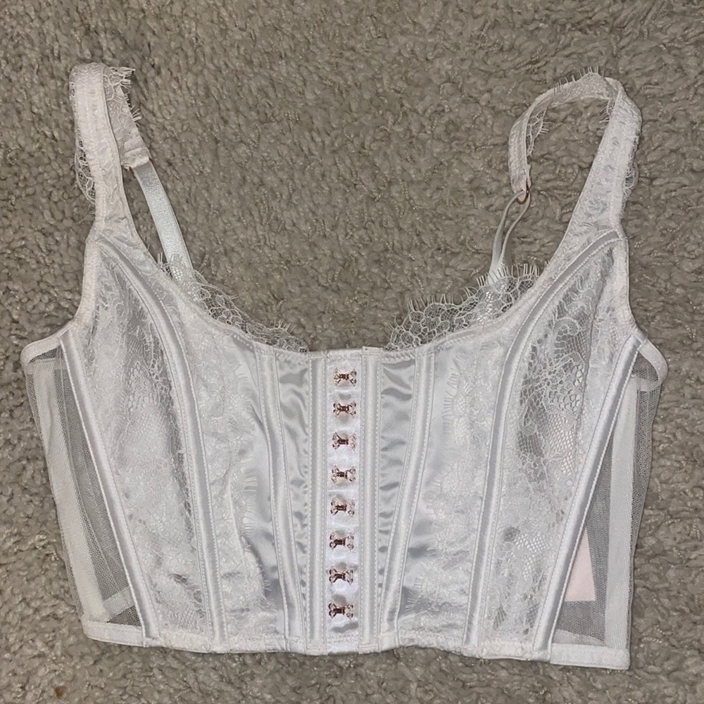 Brand New Victoria Secret Unlined Corset